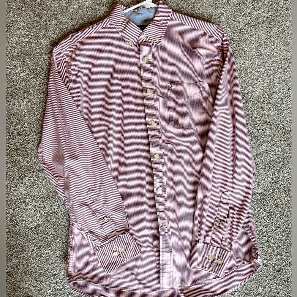 Men’s medium red white striped classic fit Tommy Hilfiger button-down Alabama IU